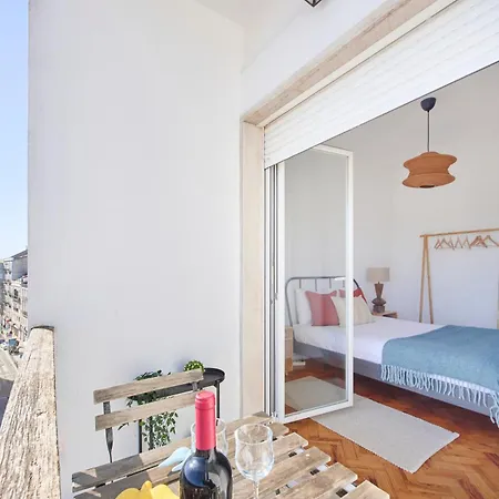 Апартаменти Sunny Graca, River View, By Timecooler *