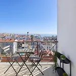 Sunny Graca, River View, By Timecooler Apartman Lisboa