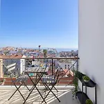 Apartman Sunny Graca, River View, By Timecooler *