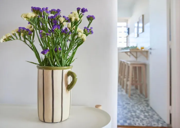 Apartment Sunny Graca, River View, By Timecooler