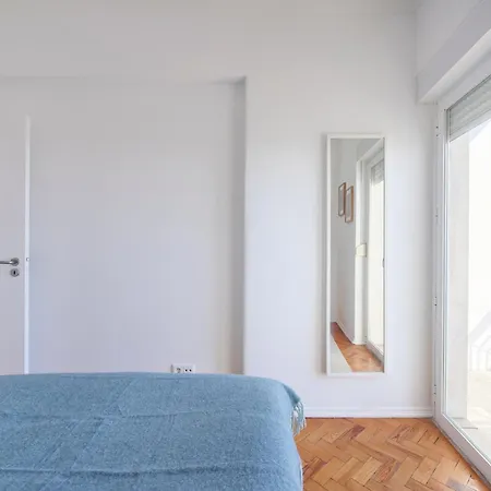 Sunny Graca, River View, By Timecooler Apartament *